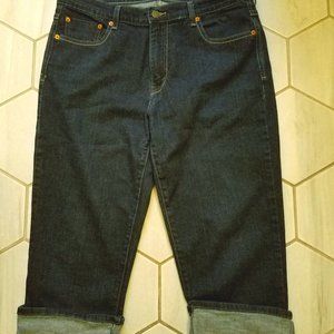 Levis Cuffed Capri 515 Women's Sz 14